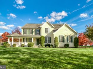 12 Shadowstone Ln, East Windsor, NJ 08520