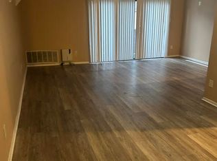 304 Woodhollow Dr #1, Marlton, NJ 08053