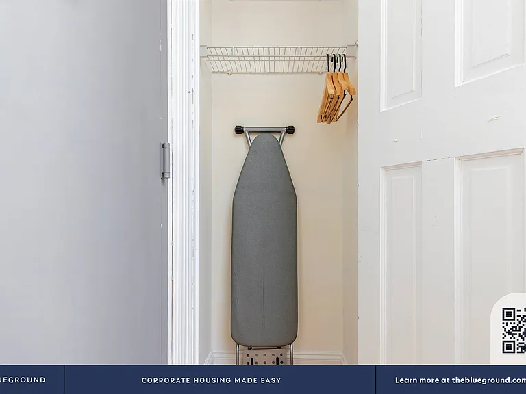118 Christopher St #16 — Photo 15