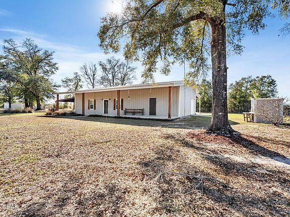 3rd image of 7020 SW Capt Lynn Rd