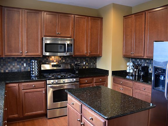 2nd image of 3530 Sophia Ct