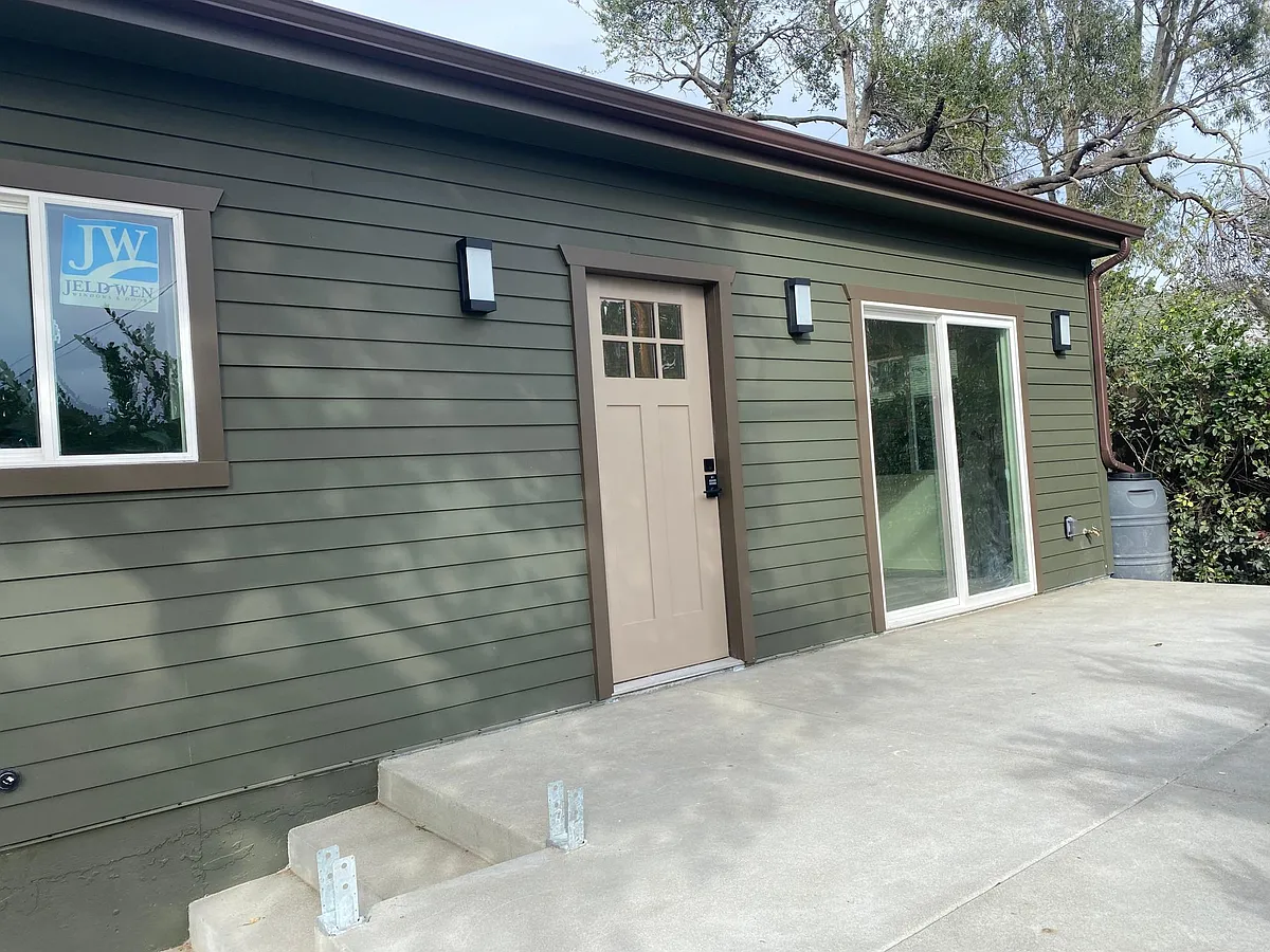 Building Photo - 324 E Colorado Blvd #1