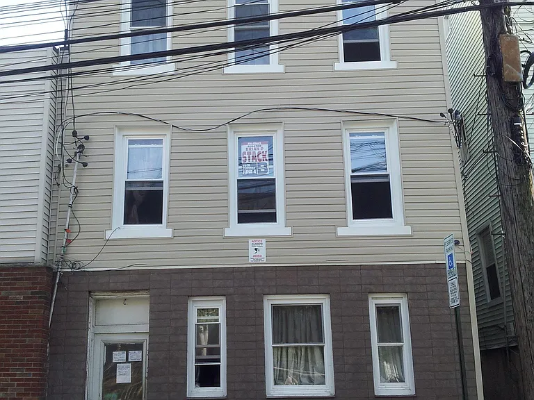 313 5th St #2R — Photo 1