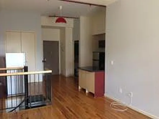 Rented by Bank Neary | media 29