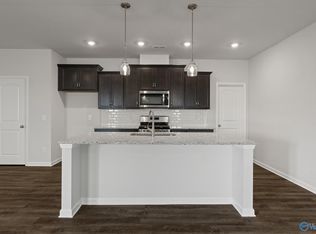 405 Tracer St, Huntsville, AL 35811