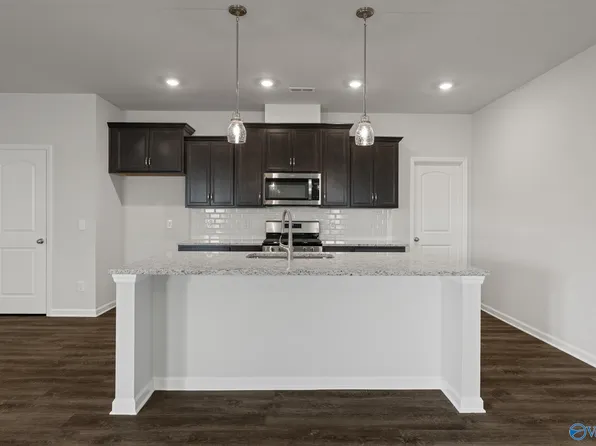 405 Tracer St, Huntsville, AL 35811