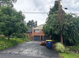 1171 Grandview Rd, York, PA 17403