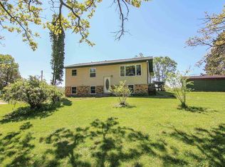 7065 Frenchtown Rd, Belleville, WI 53508