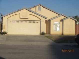 2310 Twilight Ct, Delano, CA 93215