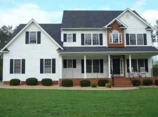 15937 Little Knoll Ln, South Chesterfield, VA 23803