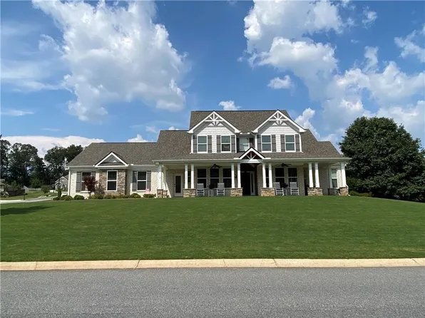 3920 Amberhill Cir, Cumming, GA 30040