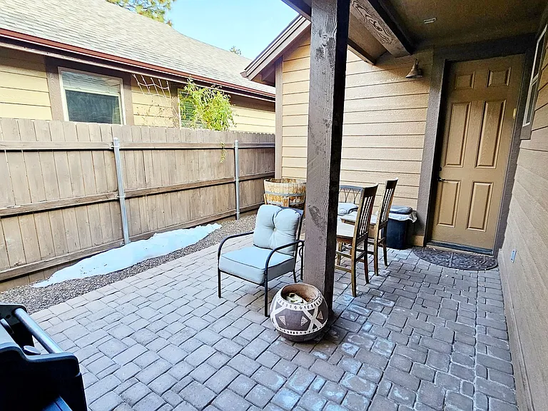 2425 W Bruce Balle Dr — Photo 9
