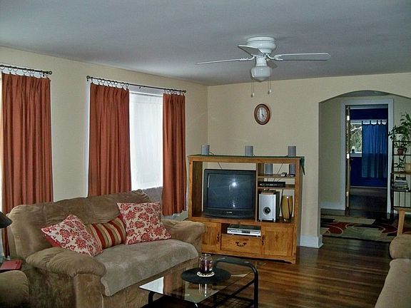 5th image of 25 Eliza Ln