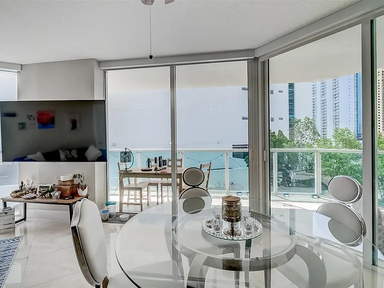 150 Sunny Isles Blvd #601 — Photo 27