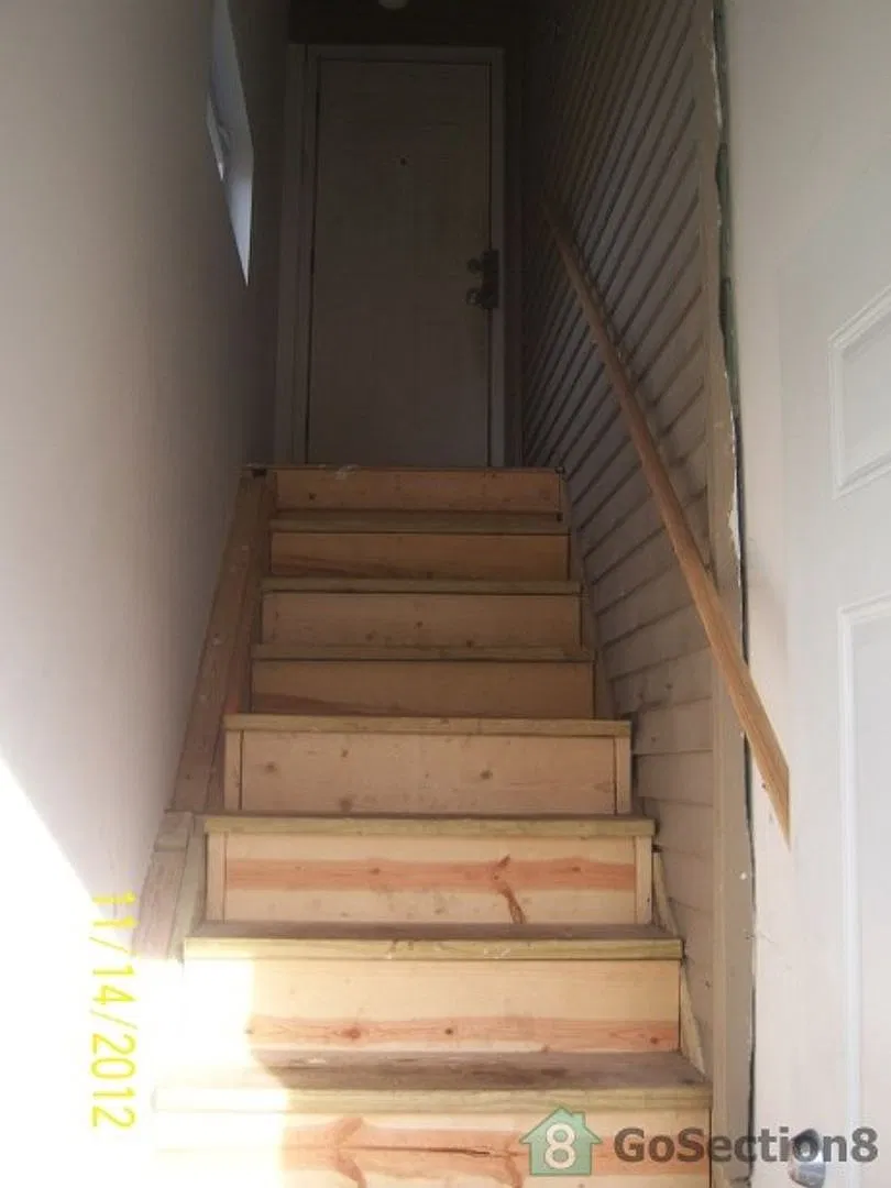 Cozy 1bed/1bath duplex — Photo 3