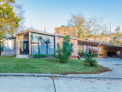 102 Cedar Ln, Seabrook, TX, 77586