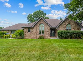 1636 S Cobblestone Ct, Springfield, MO 65809