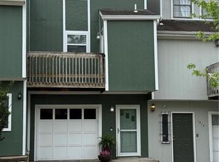 1913 Lawrence Ct, Kansas City, KS 66103