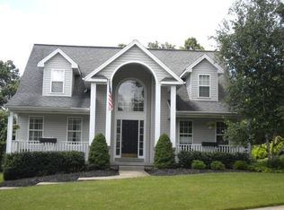 179 Hampshire Dr, Cranberry Township, PA 16066