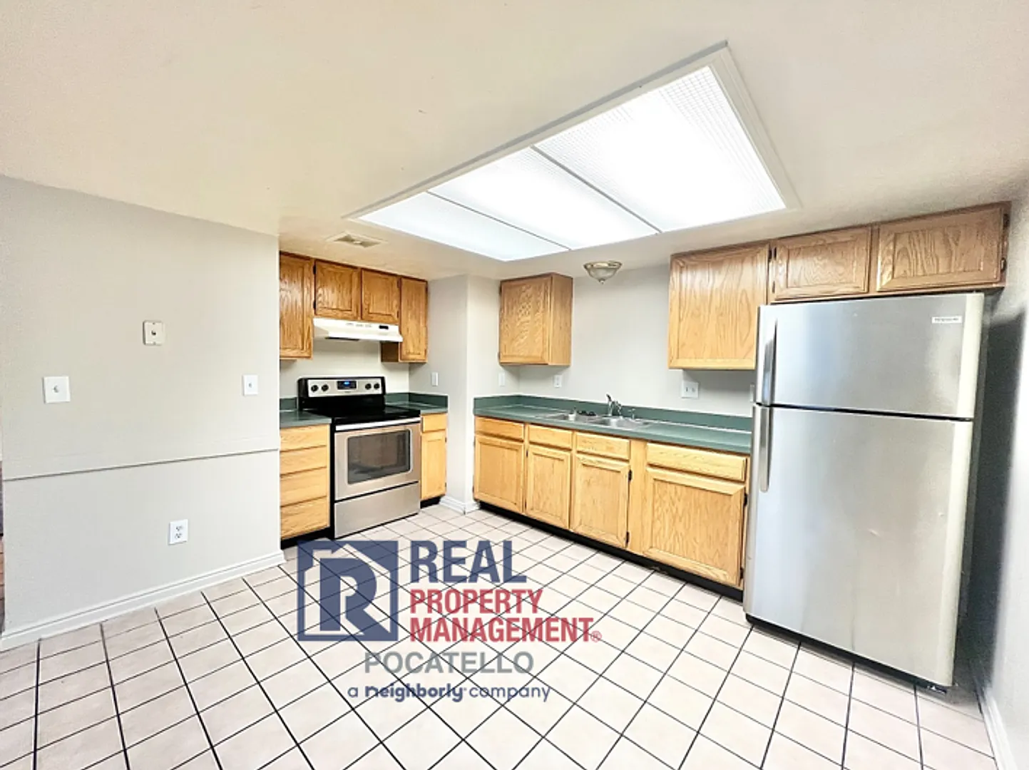 324 Fredregill Rd — Photo 2