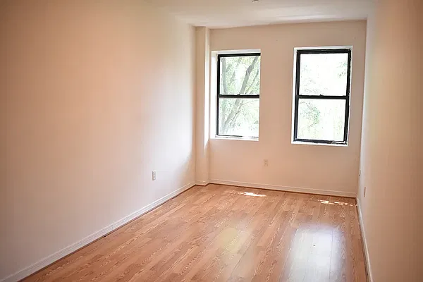 Rented by Compass | media 2