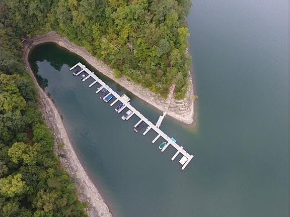 2nd image of 580 Lawless Rd