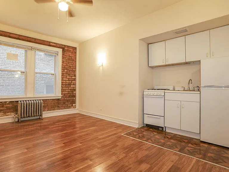 6913 N Lakewood Ave #403 — Photo 3
