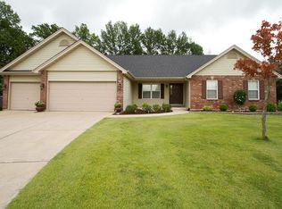 90 White Birch Ct, Troy, MO 63379