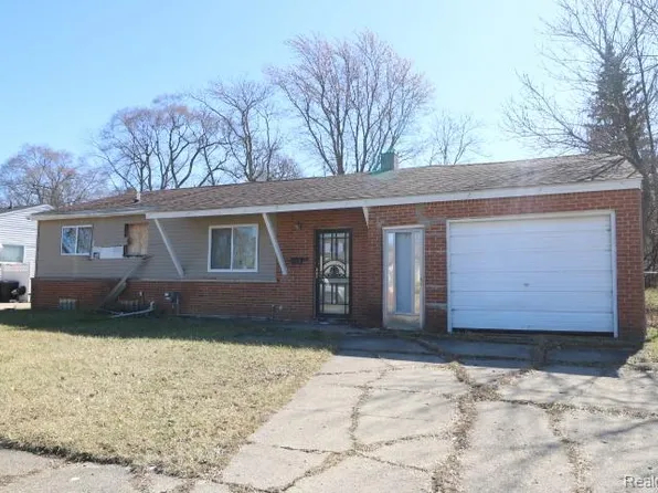 1443 Charwood Rd, Mount Morris, MI 48458