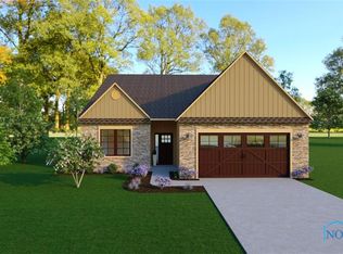 9225 Grande Ct, Sylvania, OH 43560