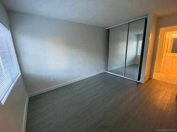 5th image of 702 R Ave