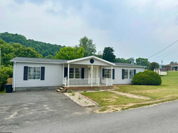 203 Valentine St, Rivesville, WV 26588