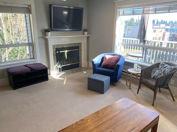 5th image of 11223 Corliss Ave N APT 301