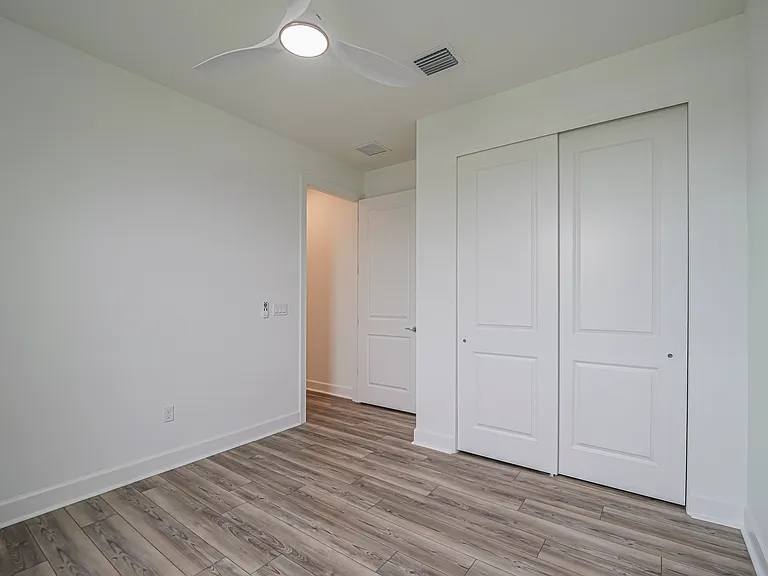 4487 Nautilus Cir — Photo 15
