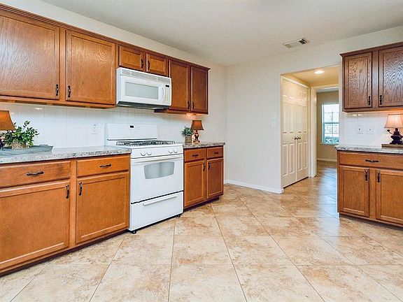 5th image of 24803 Cobble Canyon Ln