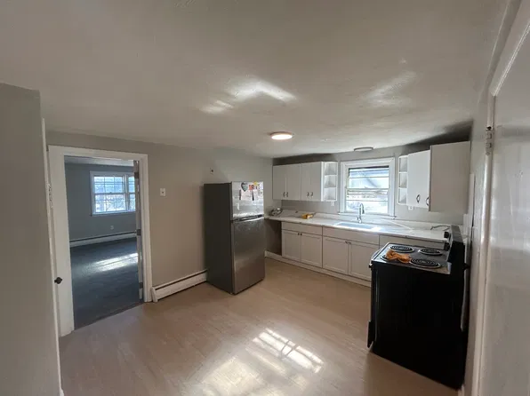 516-518 4th St N, Millville, NJ 08332