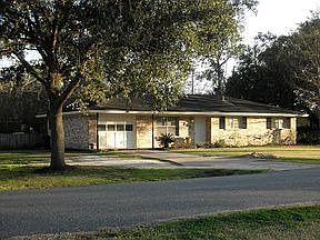 1st image of 201 Sunnyview Ave