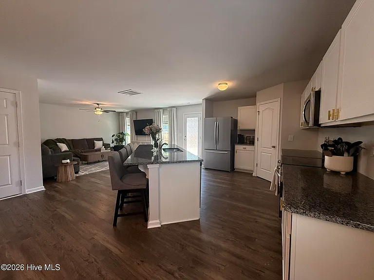 765 Conductor Ct — Photo 10