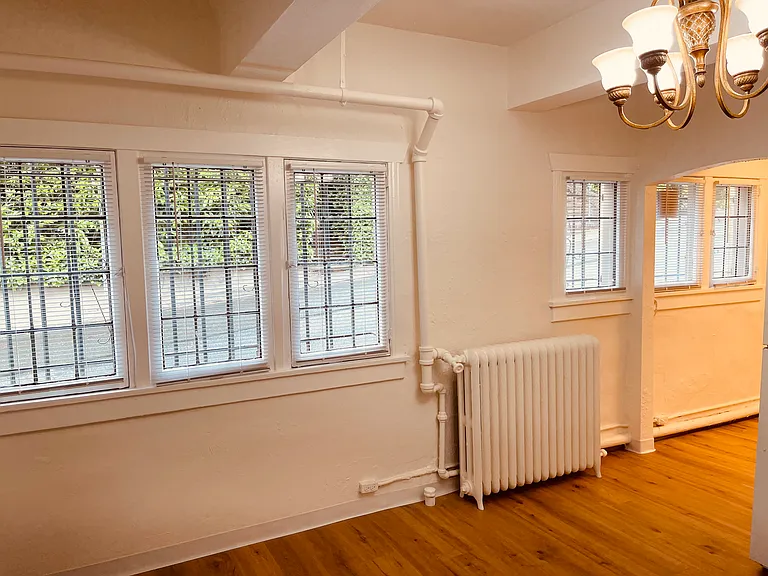 Full wall of windows keeps the room bright
