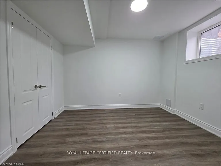 24 Chase Cres #BASEMENT — Photo 19