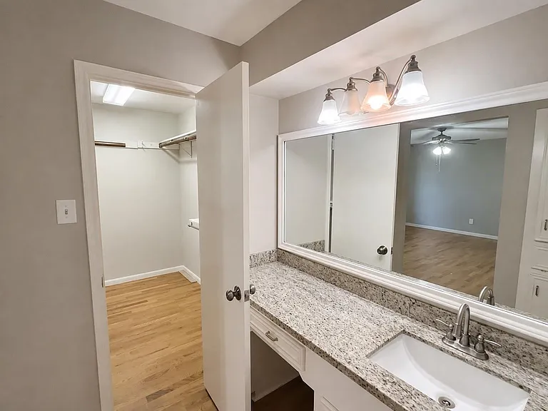 1819 Hanbury Ct — Photo 15