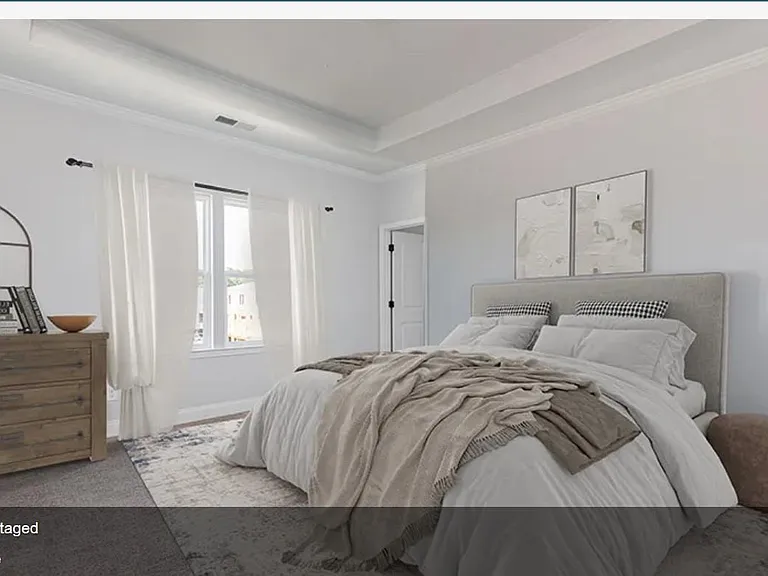 813 Cameron Trl — Photo 11