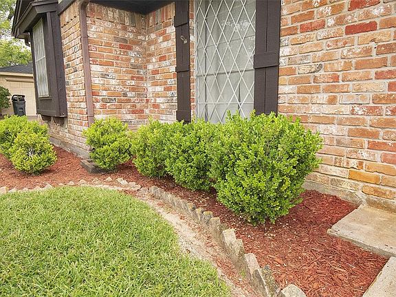 4th image of 15710 Parksley Dr