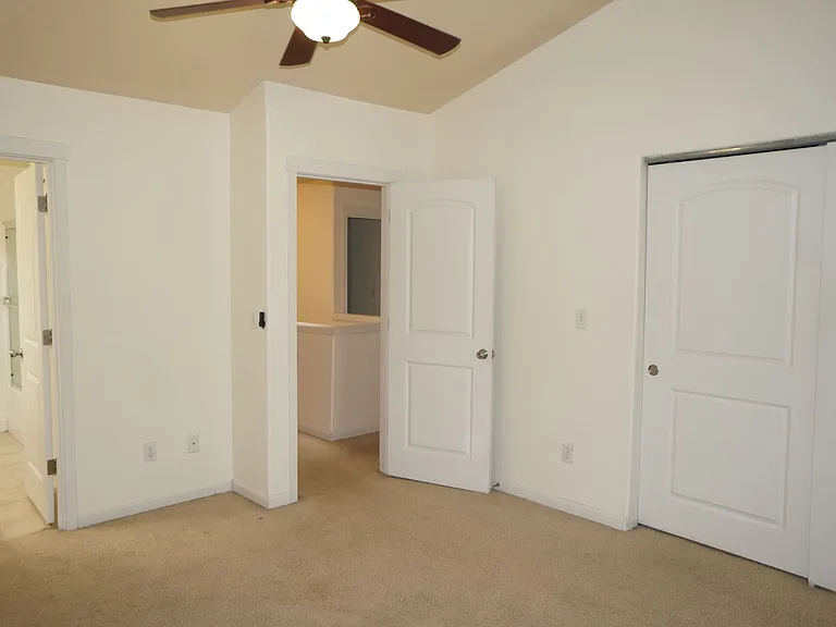3822 SE Schiller St — Photo 19
