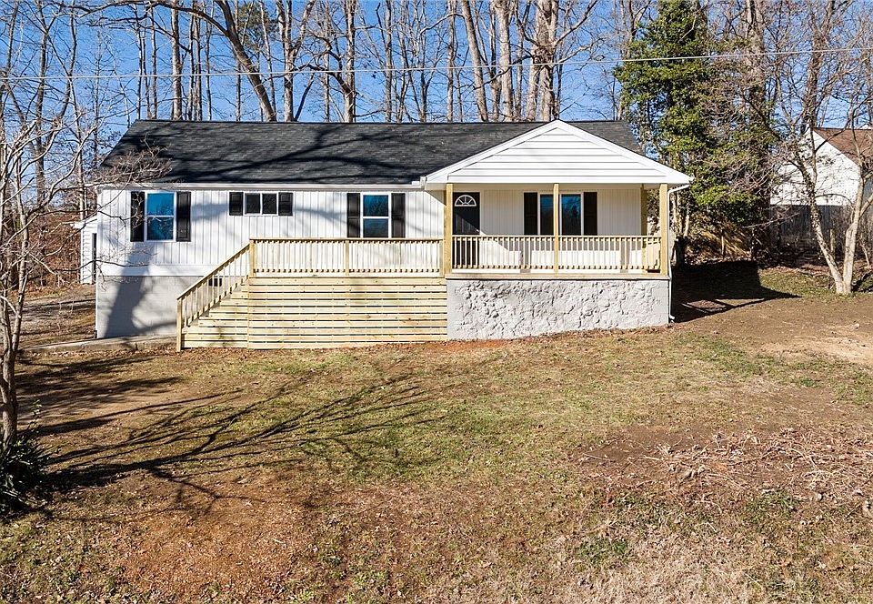 1st image of 2005 Highland Dr