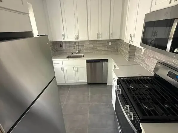185-01 64th Ave #B1, Fresh Meadows, NY 11365