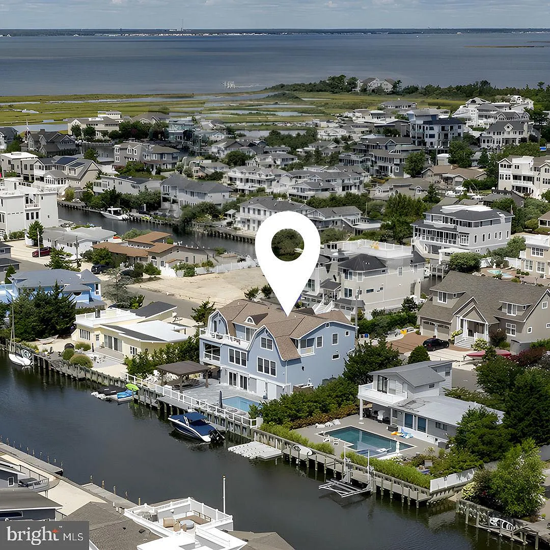 188 Nautilus Dr photo 1