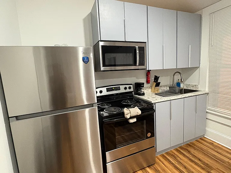 237 Main St #1 — Photo 5