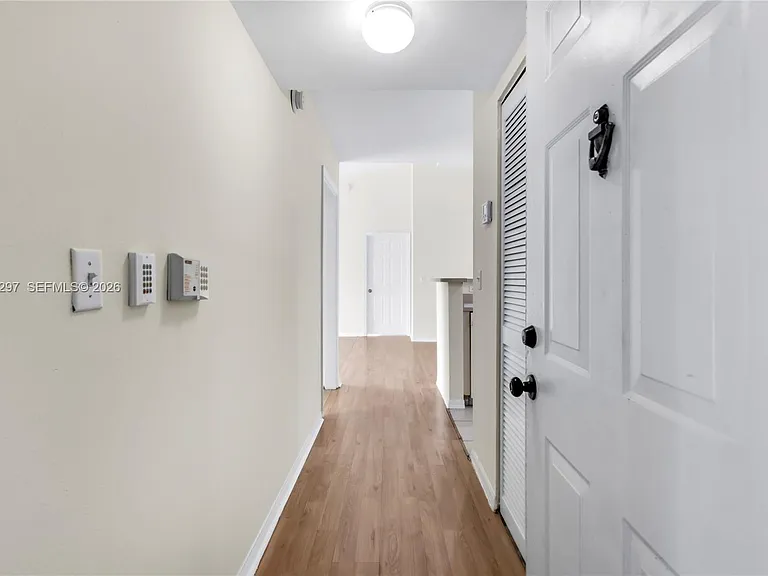 11185 SW 6th St #301 — Photo 8
