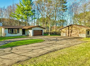 819 Cheryl Ave, Tomahawk, WI 54487